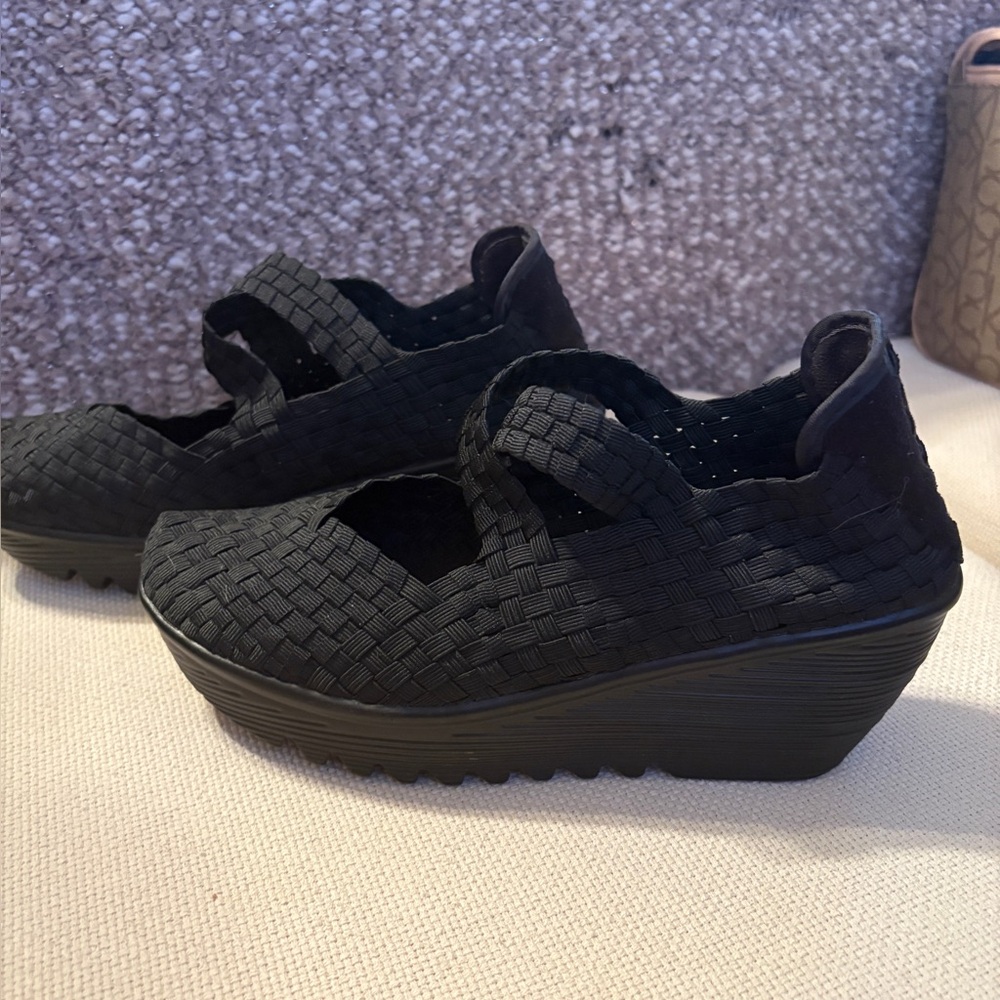Black Bernie Mev Liulia Slip On Wedges 👟🖤